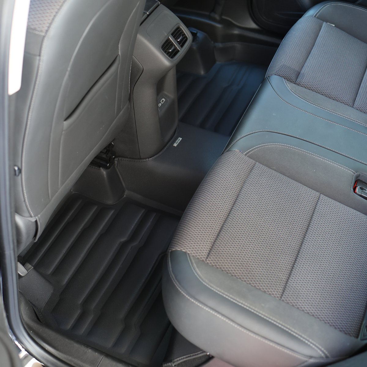 Buick Envision Floor Mats 2021-2026 | Covers Row 1 & 2