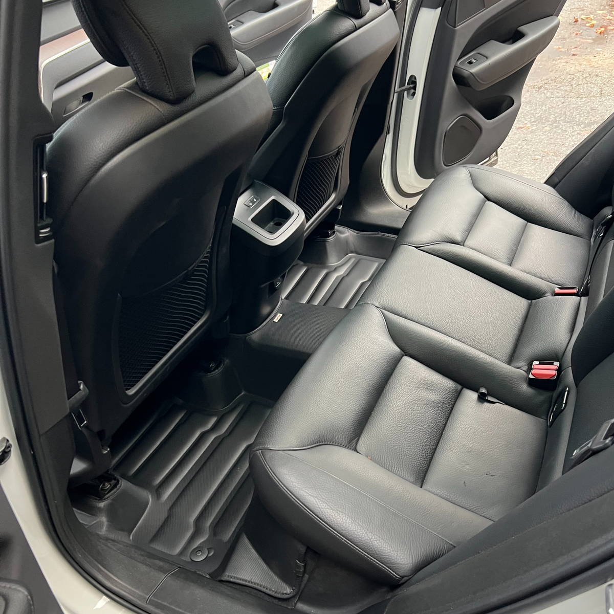 Volvo XC60 Recharge Floor Mats 2018-2026 | Covers Row 1 & 2