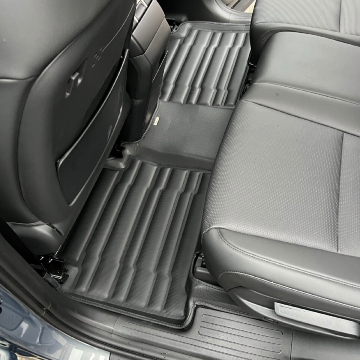 Hyundai Santa Fe Hybrid (7 Seat) Floor Mats 2024-2026 | Covers Row 1, 2 & 3