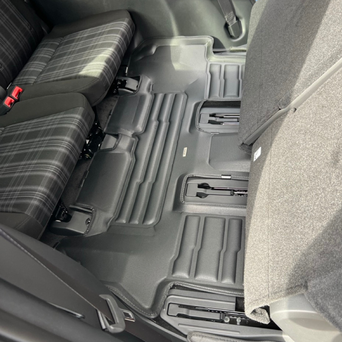Kia EV5 Floor Mats 2026 | Covers Row 1 & 2