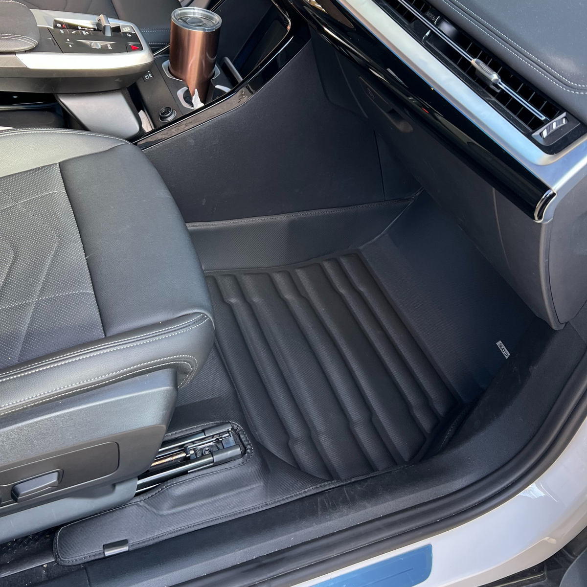 BMW X2 Floor Mats 2024-2026 | Covers Row 1 & 2