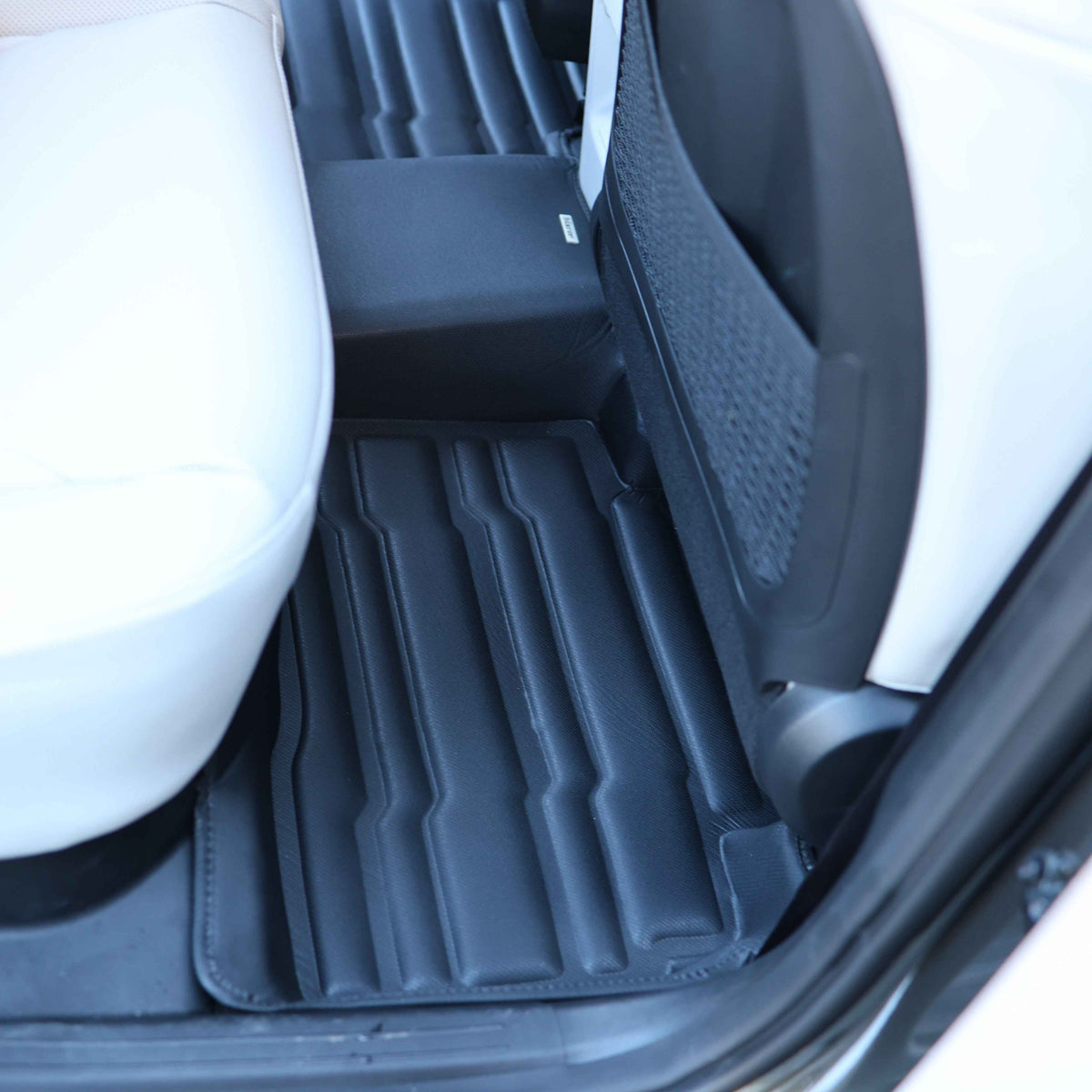 Hyundai Tucson PHEV Floor Mats 2022-2026 | Covers Row 1 & 2