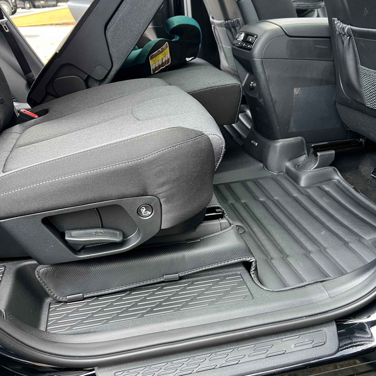 Hyundai Palisade Hybrid (8 Seat) Floor Mats 2026 | Covers Row 1, 2 & 3